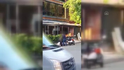 Sancaktepe'de telefon almadığı gerekçesiyle annesine silah doğrultup darbettiği iddia edilen şüpheli tutuklandı