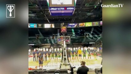 Nigeria's basketball team honour Sound Sultan