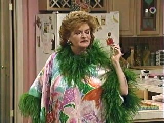 Unhappily Ever After - S02 E14 - Meter Maid