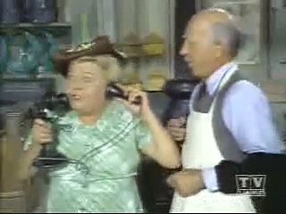 Green Acres S02 x 042 - You Ought To Be In Pictures