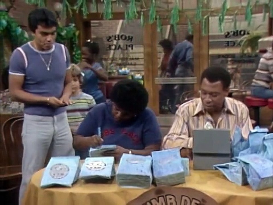 What's Happening S3 E05 Shirley's Cookies video Dailymotion