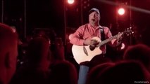 There's a Good Reason Garth Brooks Doesn’t Sell Tickets for the First Two Rows at His Concerts