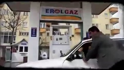 Akıllara zarar otogaz reklamı