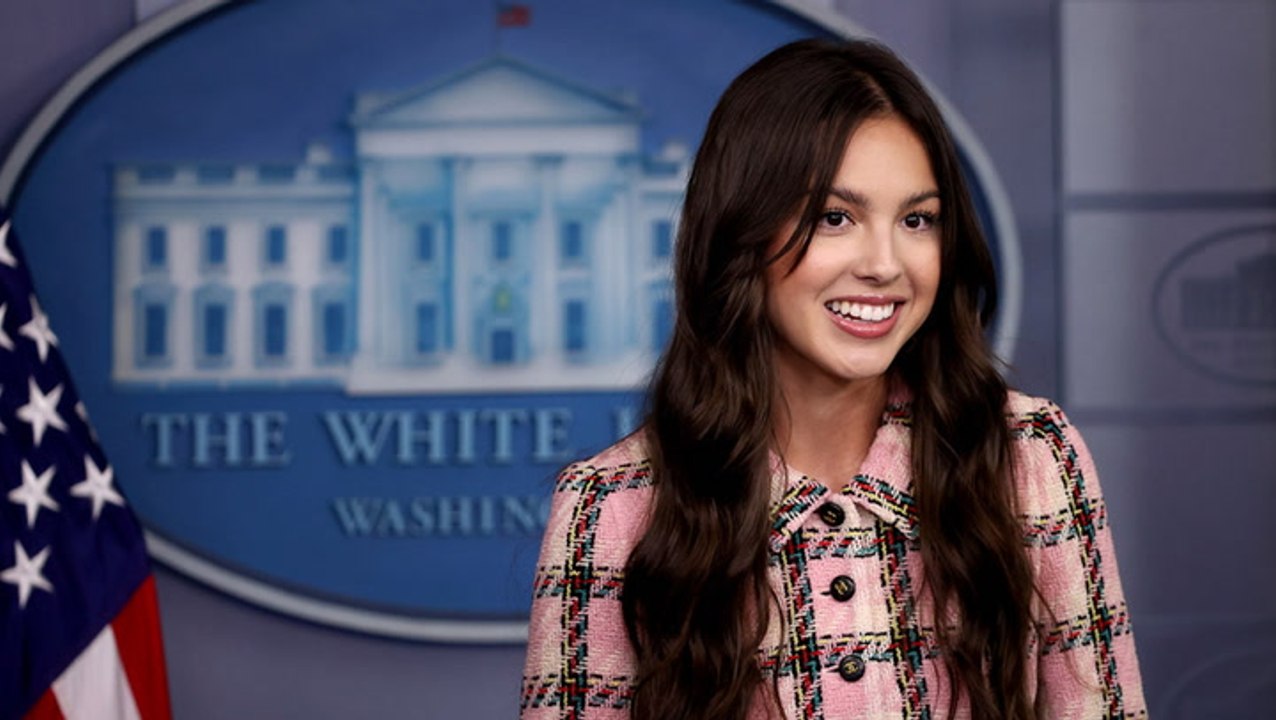 Olivia Rodrigo Encourages Youth to Get Vaccinated During White House Visit | THR News