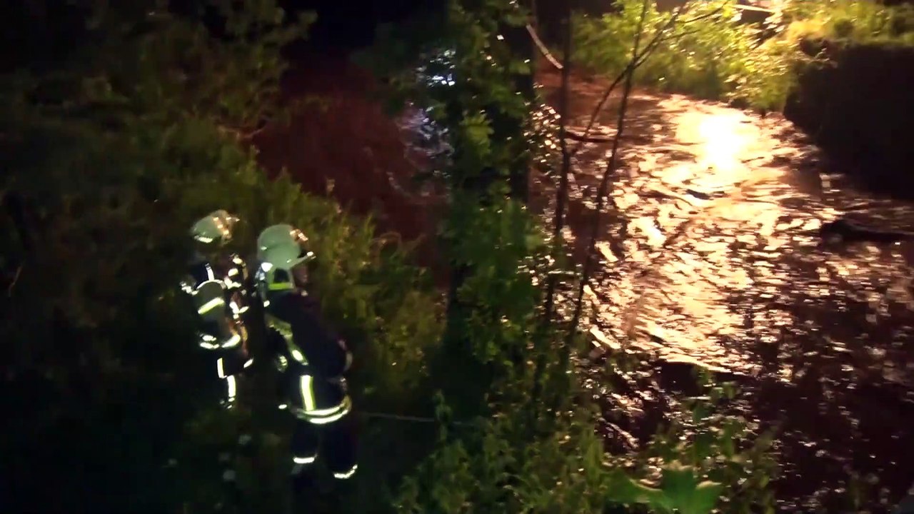 Häuser in der Eifel nach Unwetter eingestürzt – 30 Menschen vermisst