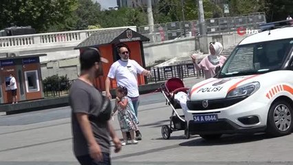 Taksim Meydanı'nda olaylı asansör kavgası kamerada