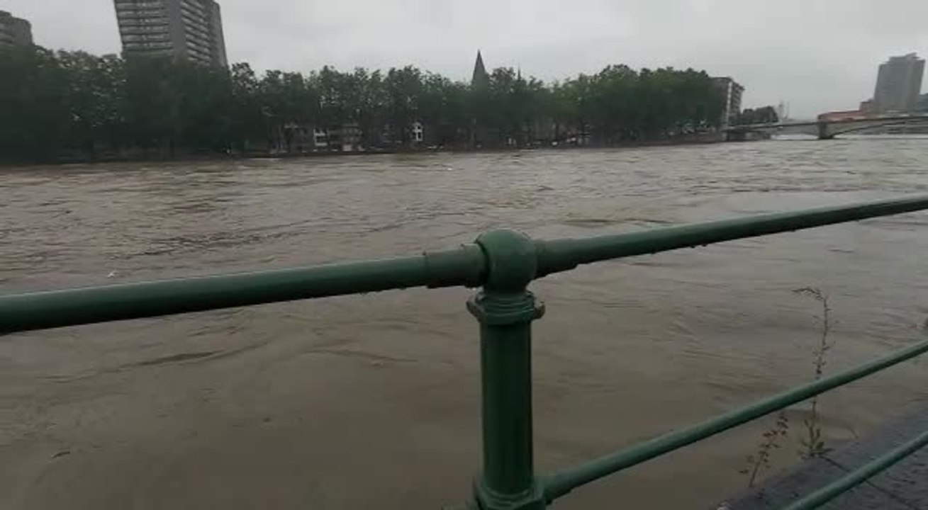 La Meuse en crue