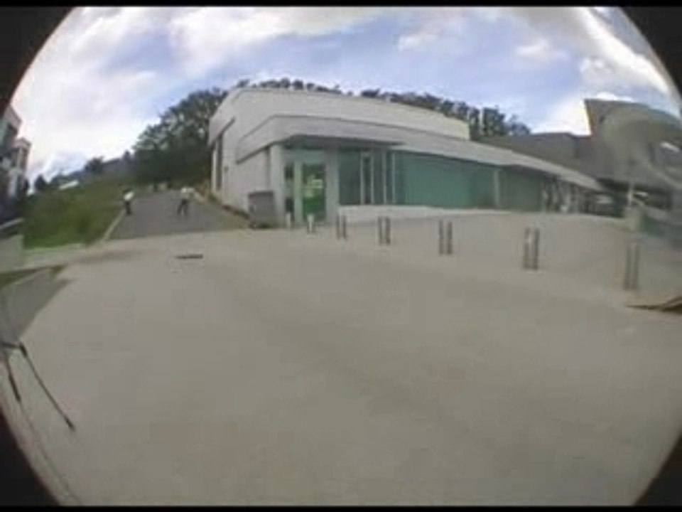 PelloRush: Munky sur roulettes