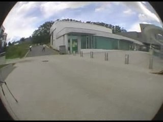 PelloRush: Munky sur roulettes