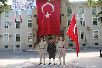 Son dakika haberi: TOKAT'TA 15 TEMMUZ ŞEHİTLERİ İÇİN 251 DAKİKALIK SAYGI NÖBETİ