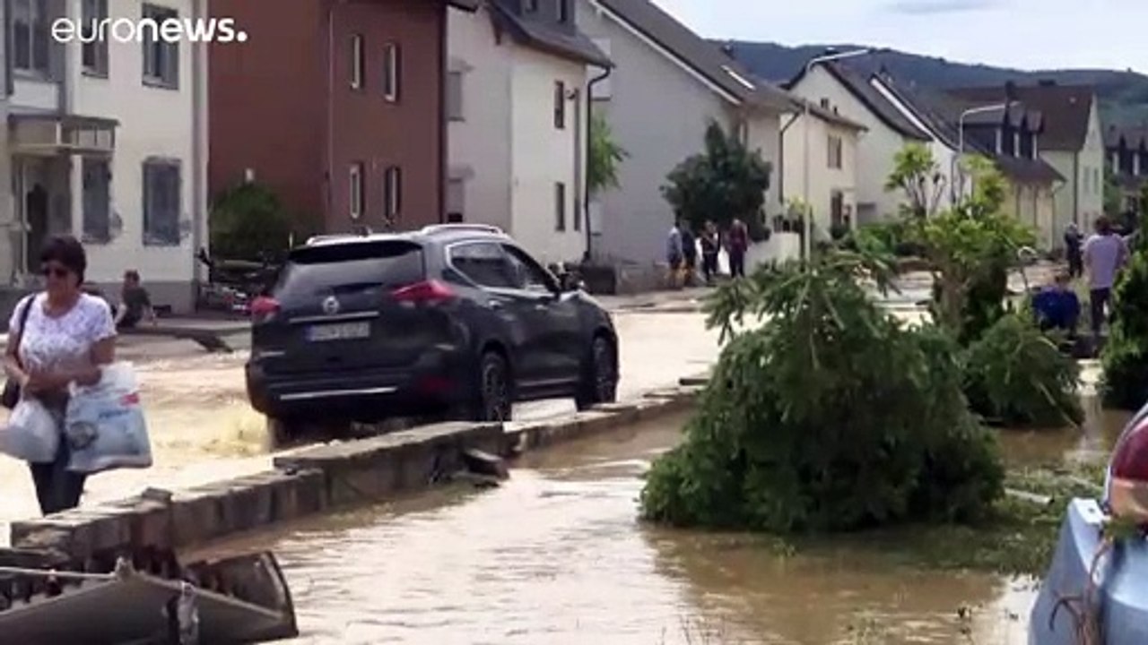 Hochwasser im Westen Deutschlands: Mindestens 42 Tote, viele Vermisste