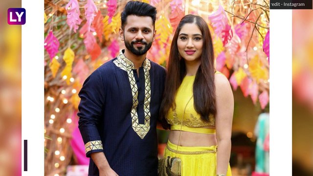 Rahul Vaidya And Disha Parmar Wedding: राहुल आणि दिशा चा मेहंदी सोहळा, पाहा सोहळ्याचे खास फोटो
