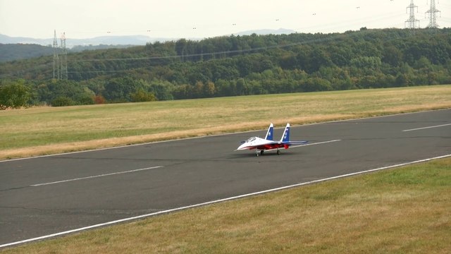 SUKHOI SU27 UB FLANKER HUGE RC SCALE MODEL TURBINE JET FLIGHT DEMONSTRATION Jetpower Fair 2016
