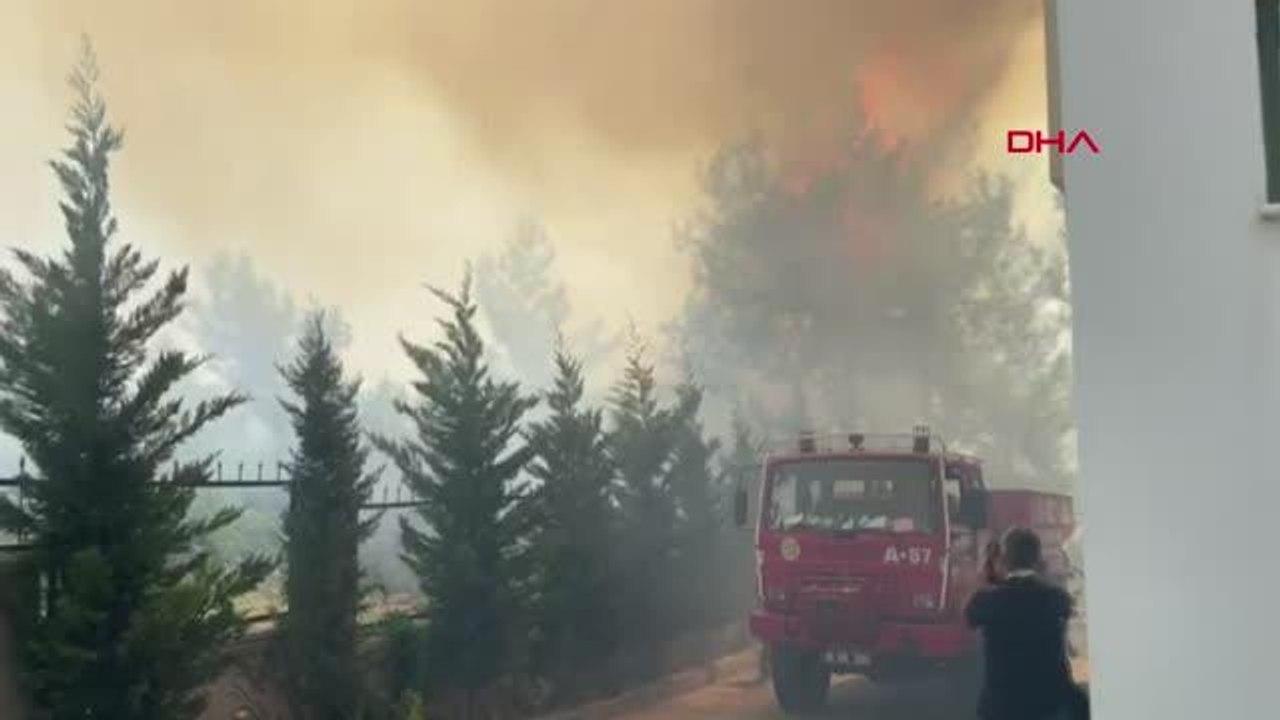 Son dakika haber... OSMANİYE'DE HASTANE VE YERLEŞİM ALANI YAKININDA ORMAN YANGIN