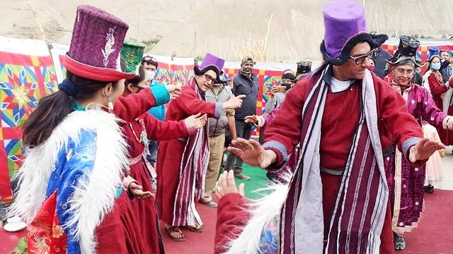 Video Of Aamir Khan And Kiran Rao Dancing Together In Ladakh Goes Viral