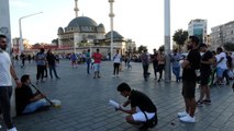 Taksim'de korkutan kalabalık