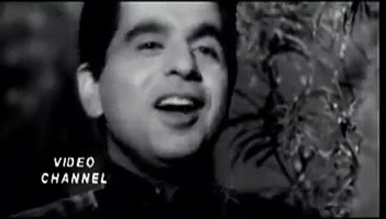 Do sitaron ka zamin par hai milan-Film-kohinoor 1960-Act.Dilip kumar Meena kumari