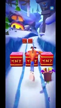 Py-Ro Mask Battle Run Gameplay On Bear It - Crash Bandicoot: On The Run!