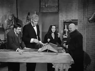 Locos Addams T2 C03 Largo y su clavecin