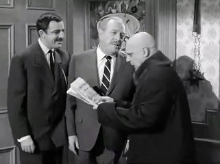 Locos Addams T1 C19 LATINO