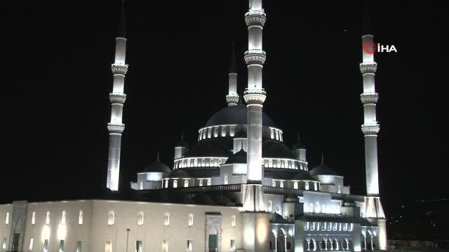 Son dakika haber | 15 Temmuz'un 5'inci yıl dönümünde tüm camilerden sela okundu