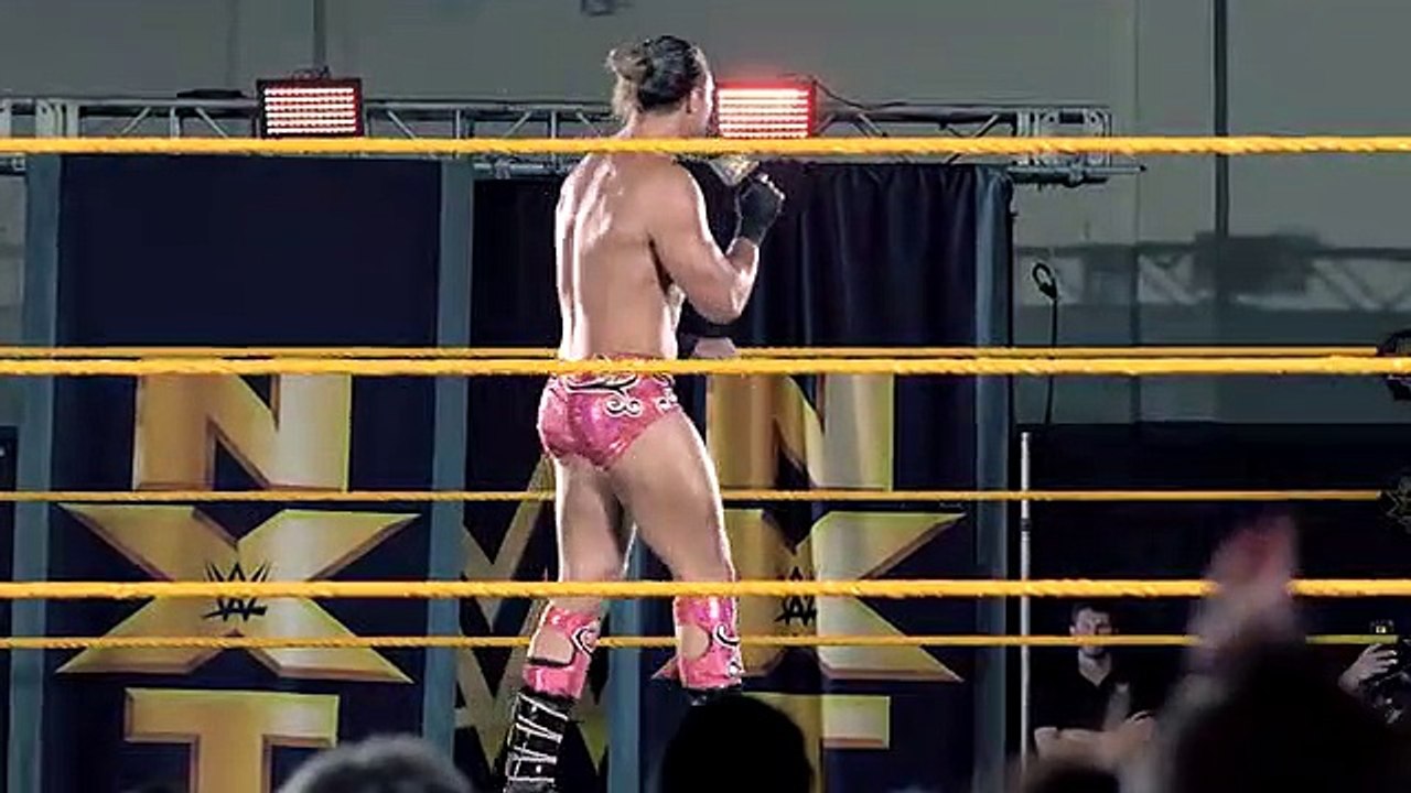 Omos : WWE's 7'3" GIANT and his NEW NEW GEAR /WWE NXT