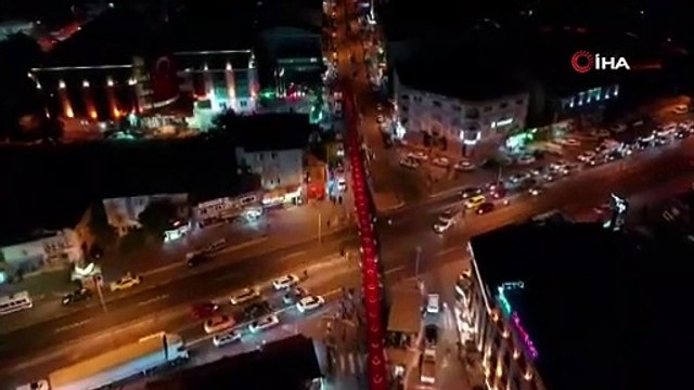 “15 Temmuz Demokrasi ve Milli Birlik Günü” dolayısıyla Türkiye genelinde düzenlenen anma programları Hain darbe girişiminin 5. yılında 15 Temmuz Darbe gecesi selalarıyla milli birlik çağrısı yapan camilerden yine aynı şekilde sel