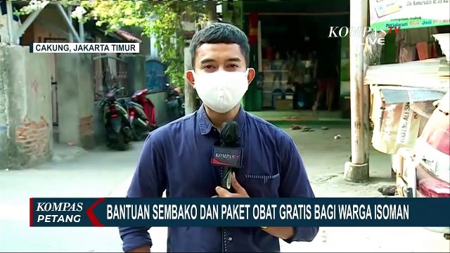 Jokowi Blusukan Bagi Sembako dan Paket Obat Untuk Warga