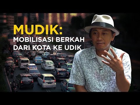 JJ Rizal: Mudik, Mobilisasi Berkah dari Kota ke Desa | Katadata Indonesia