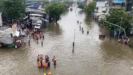 Inde: inondations à Bombay après de fortes pluies de mousson