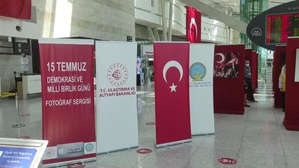 Esenboğa Havalimanı'nda açılan "15 Temmuz Demokrasi ve Milli Birlik Günü" sergisine yoğun ilgi