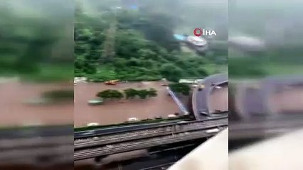 Hindistan'da sel felaketi