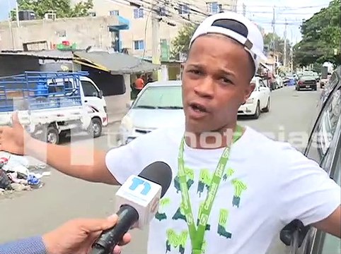 #Telenoticias / Munícipes de Santo Domingo Este con el grito al cielo por cúmulo de basura en todo lado / 15 de julio 2021