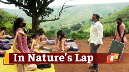 Open Air School In Odisha’s Mountains Is Helping Girl Children Escape Their ‘Dark Fate’