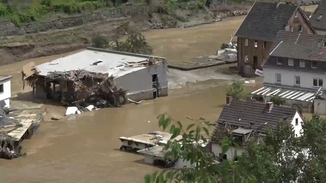 ارتفاع حصيلة ضحايا الفيضانات في المانيا وبلجيكا