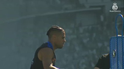 Sesión física del Real Madrid con Mariano y Rodrygo en el grupo