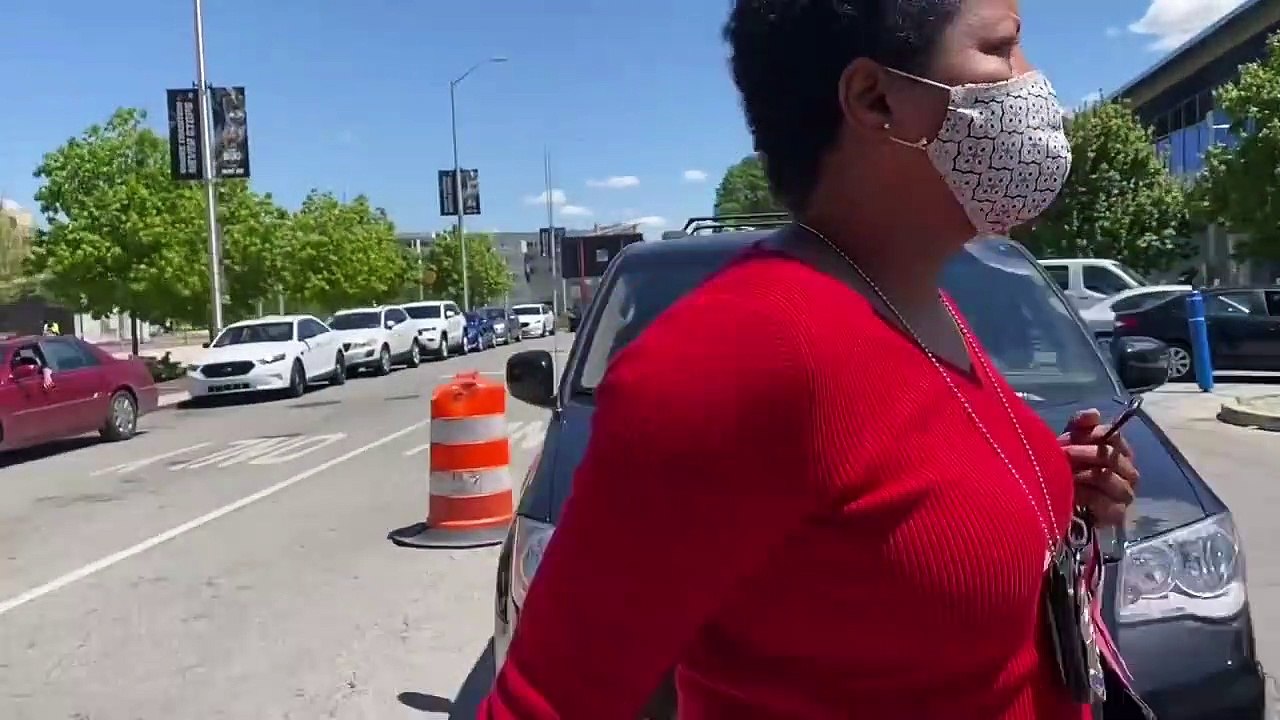 Female detectives get caught red handed by cameraman and get owned (EPIC FAIL)-jC2NVte0duY