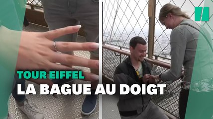 Tải video: Réouverture de la Tour Eiffel, un touriste en profite pour faire sa demande en mariage