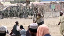القوات الأفغانية تشن عملية لاستعادة السيطرة على معبر حدودي رئيسي مع باكستان