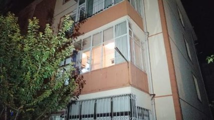 TARTIŞTIĞI EŞİNİN BOĞAZINI KESEREK ÖLDÜRDÜ