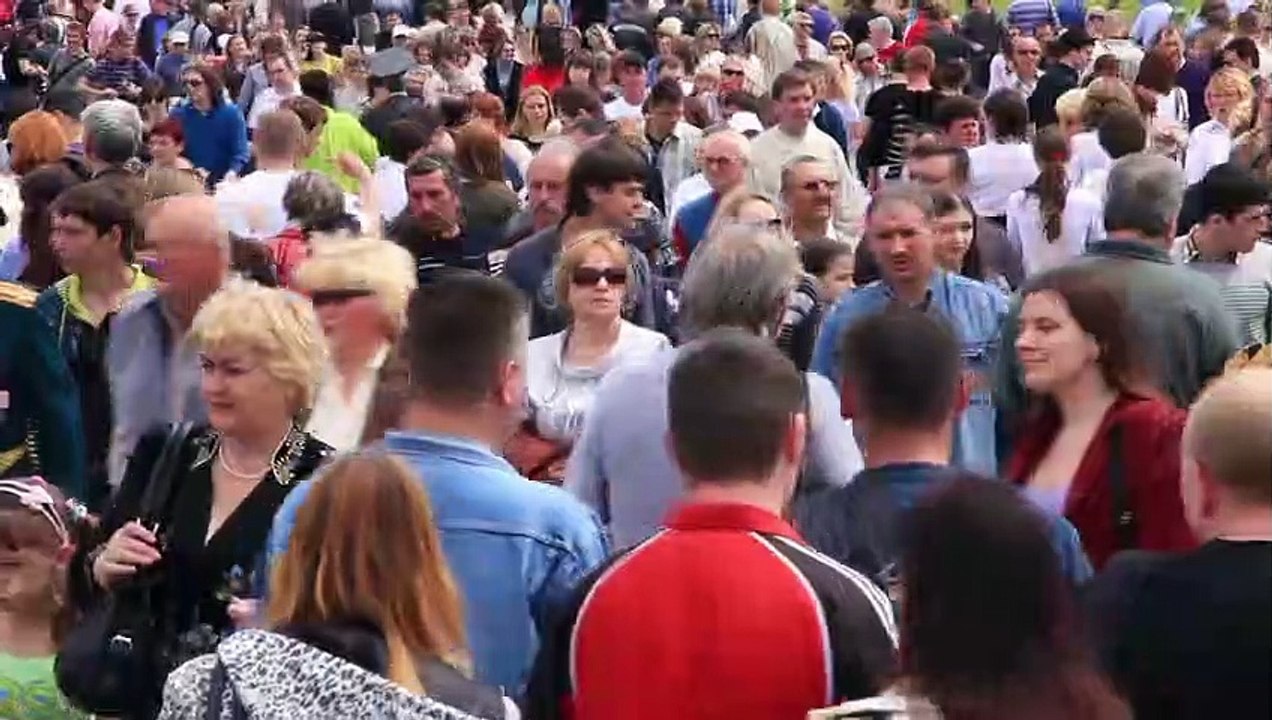 Wie man Glück in den dunkelsten Zeiten finden kann!