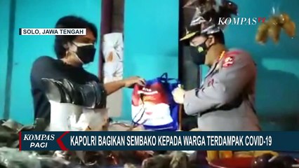 Kapolri Bagikan Sembako ke Pedagang Angkringan dan Warga Terdampak Covid-19