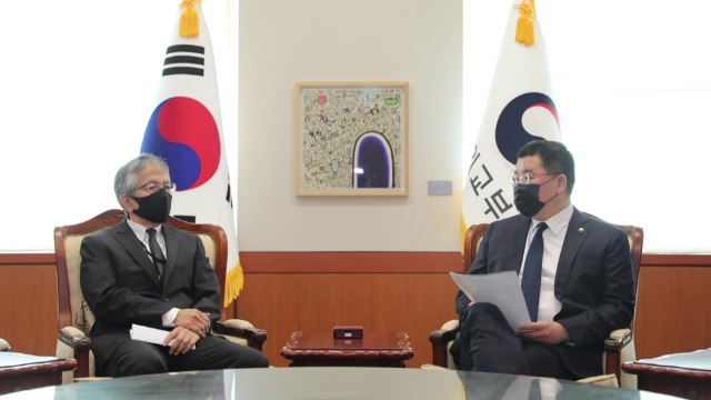 최종건 외교부 1차관, 주한 日 대사 초치... 무례한 발언에 항의 / YTN