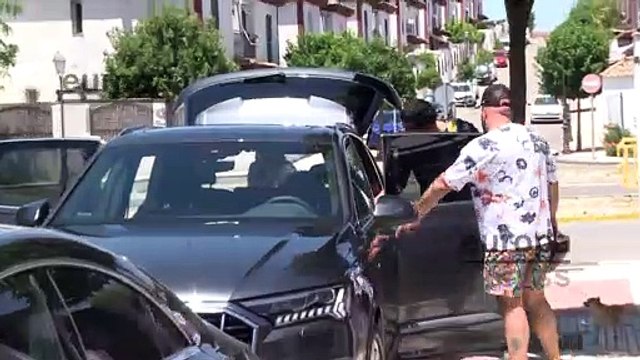 Kiko Rivera se va de vacaciones con su familia en su nuevo coche de 80 mil euros