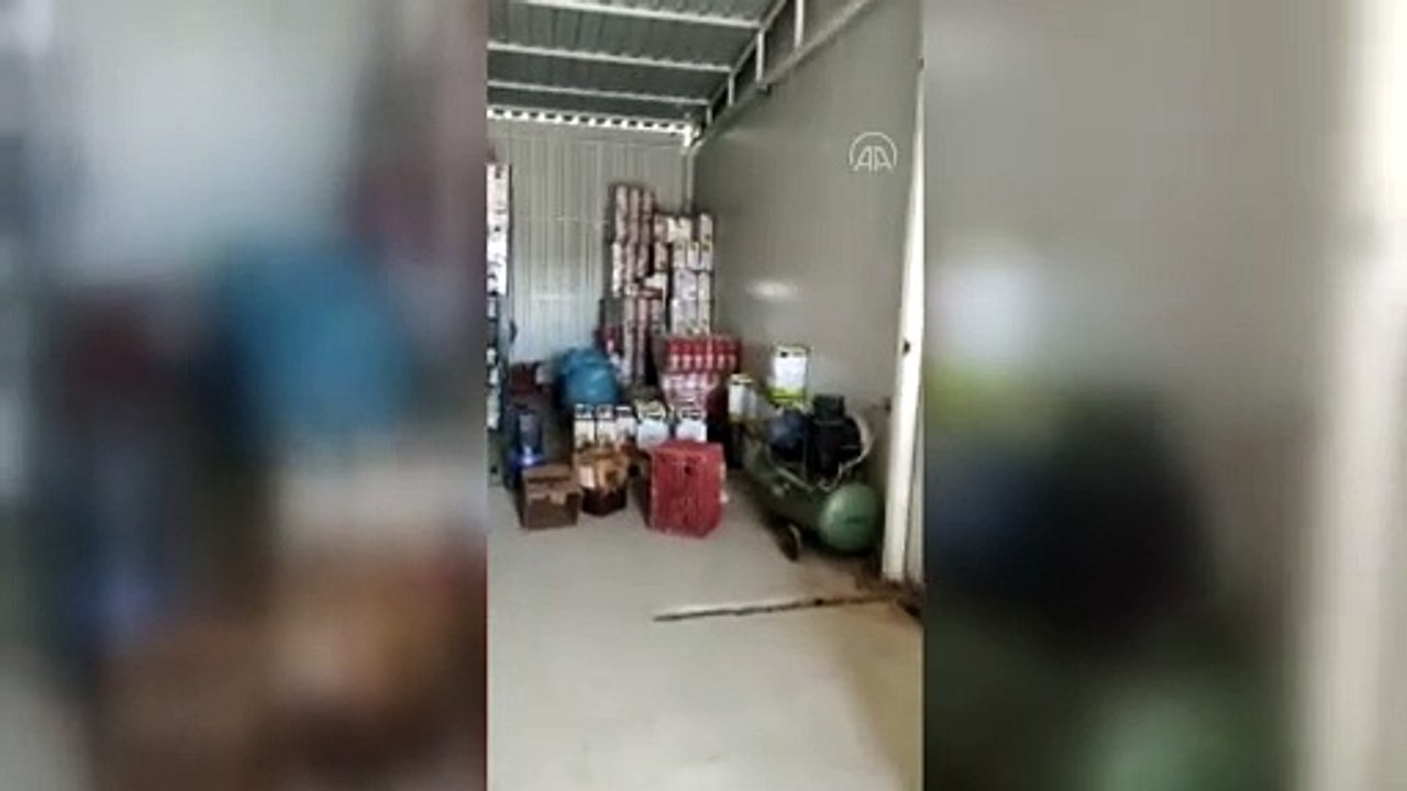 İZMİR - 3 bin 560 litre taklit sıvı yağ ele geçirildi