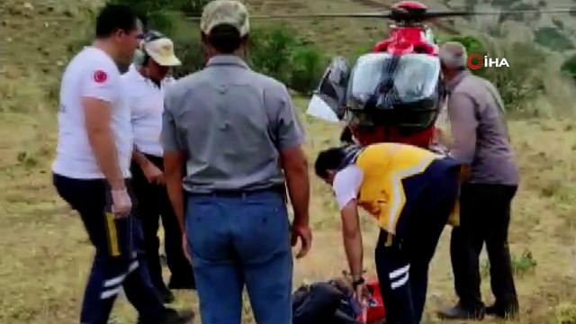 Dağda rahatsızlanan çobanın imdadına ambulans helikopter yetişti