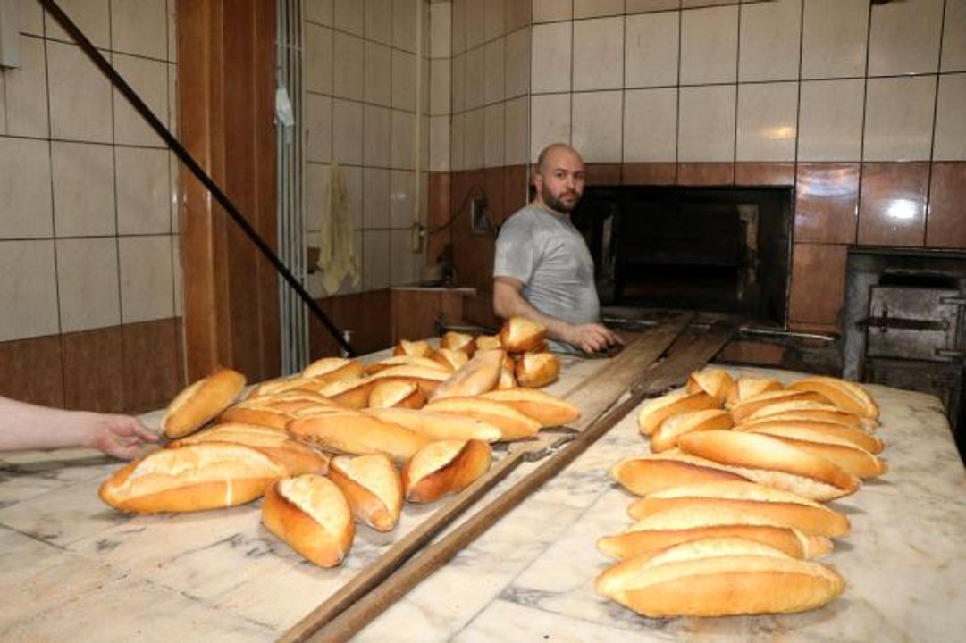Samsun'da ekmek 2 TL'den satılmaya başlandı: Vatandaş tepkili