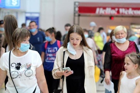 Antalya'ya 26 günde 6 bin 195 uçak ile 1 milyon 200 bin yabancı turist geldi