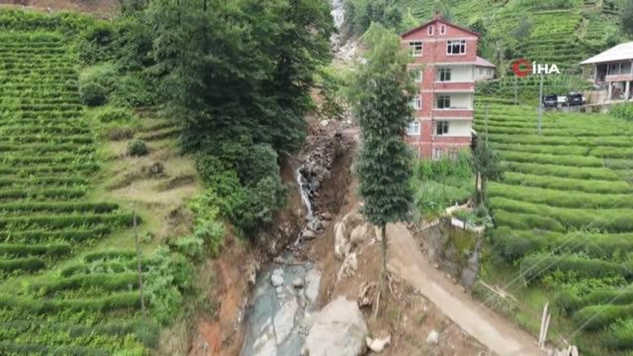 Yaşadıkları dehşet anlarını anlattı: "Bir anda geldi ne olduğunu anlamadık. Bağırana kadar geldi, sel her şeyi süpürdü, gitti"