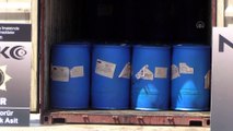 İZMİR - Çin'den getirilen bir konteynerde uyuşturucu yapımında kullanılan kimyasal madde ele geçirildi